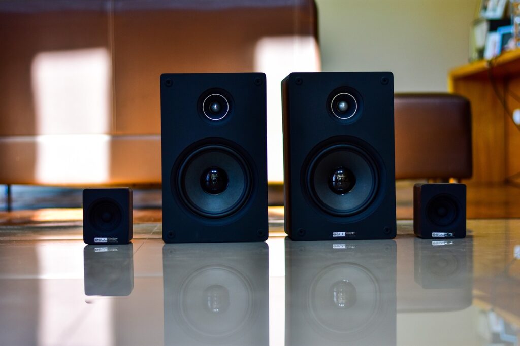 How to Optimize Speaker Placement for the Best Sound Experience