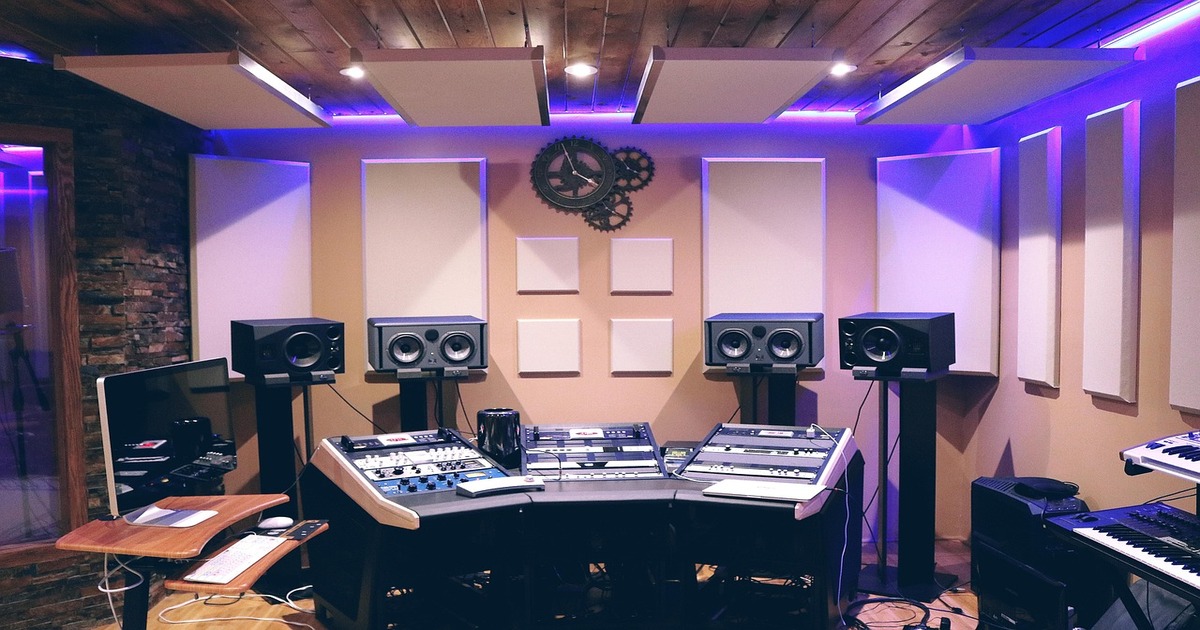 Best Audio Interface for Professional Recording Studio in india 2025